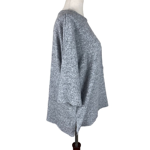 Zara Soft Gray Top - Picture 6 of 8